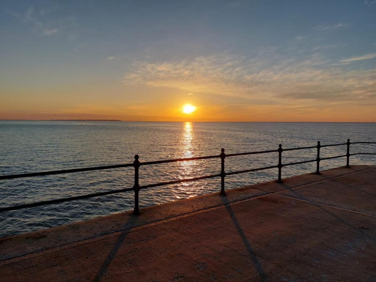 Inviting 1-Bed Apartment In Herne Bay Bagian luar foto