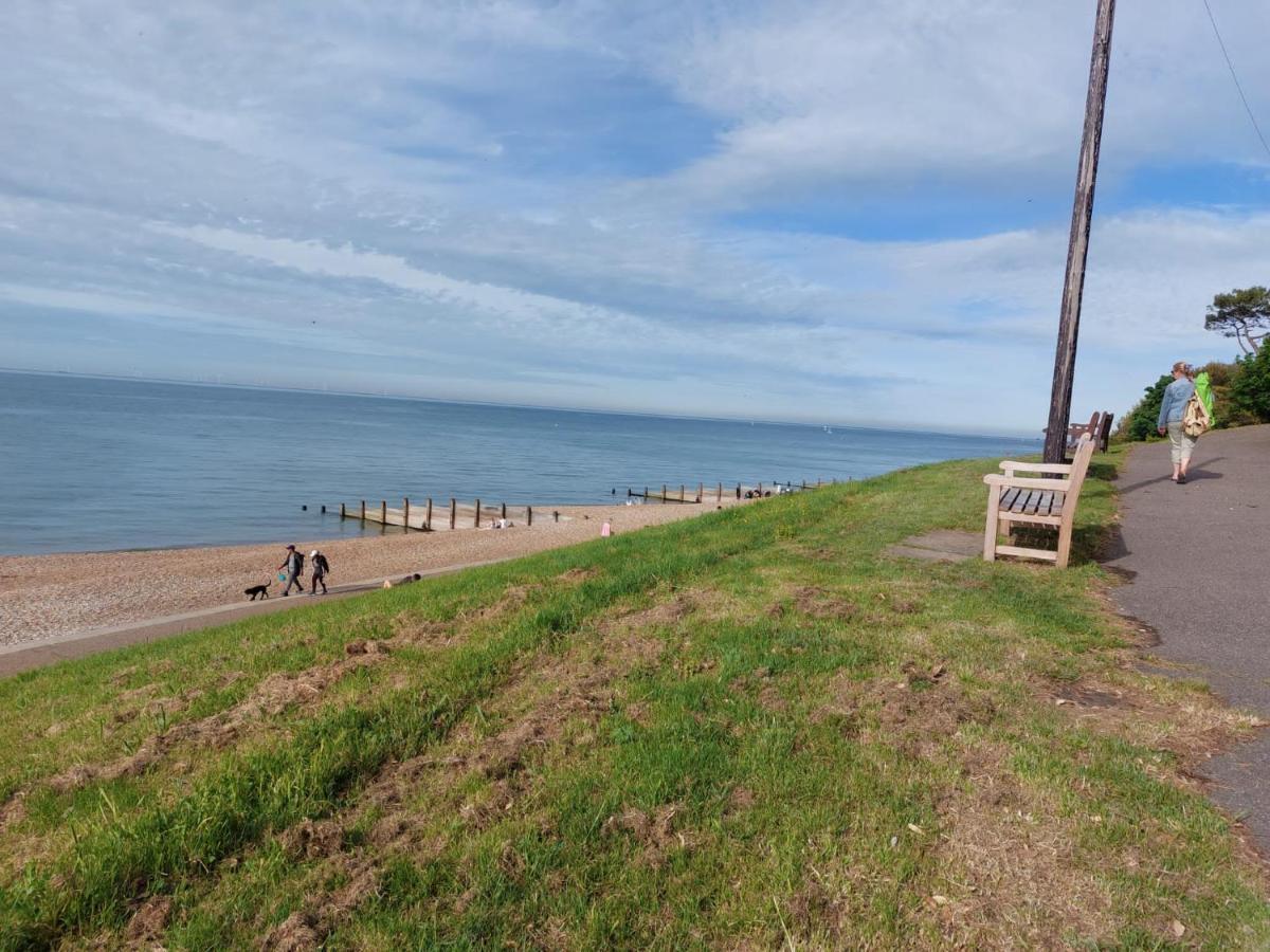 Inviting 1-Bed Apartment In Herne Bay Bagian luar foto